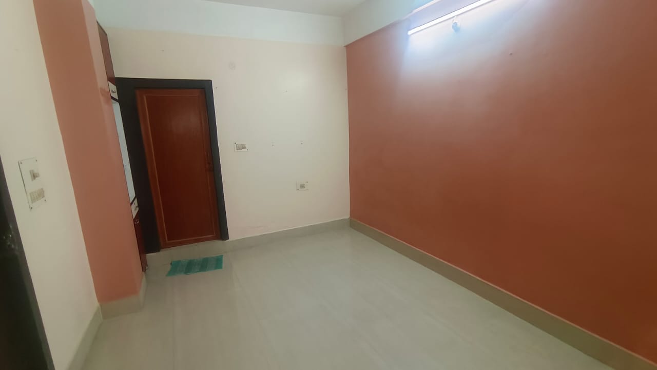 Unfurnished 3bhk in Hatigaon, Guwahati, Assam, India for Rent